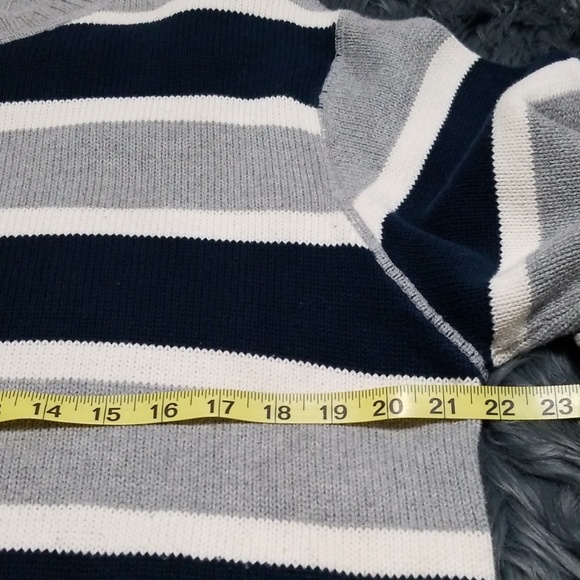 Sweater - Picture 4 of 5